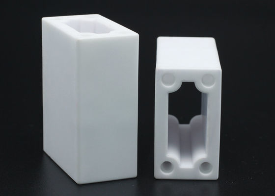 IATF16949 95% Alumin Ceramic Parts untuk sekering di mobil listrik